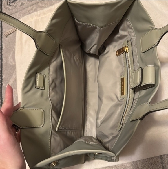 Tory Burch Olive/Sage Tote - Picture 3 of 4
